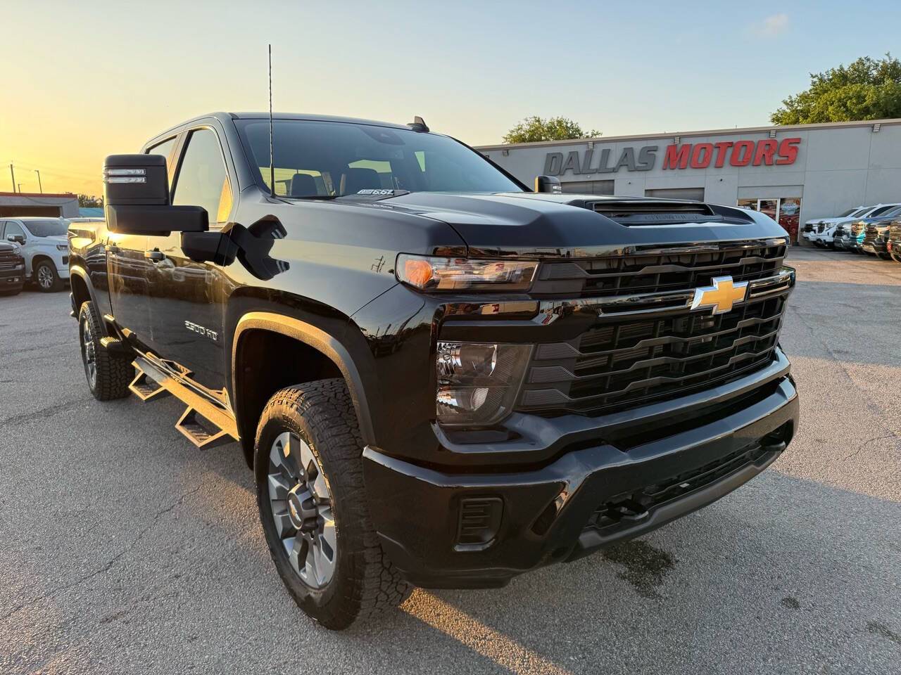 2024 Chevrolet Silverado 2500HD Custom — Pickup Truck — 14,419 mi — Garland, TX