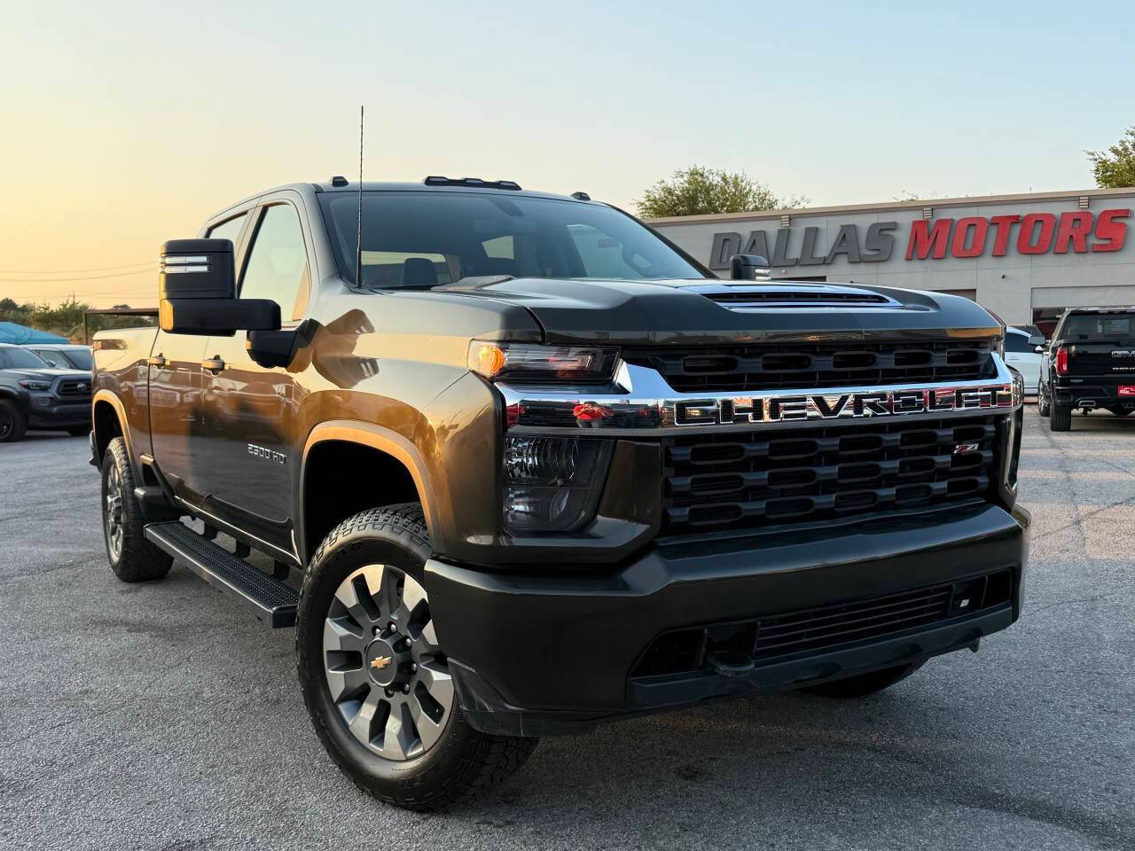 2022 Chevrolet Silverado 2500HD Custom — Pickup Truck — 2,996 mi — Garland, TX