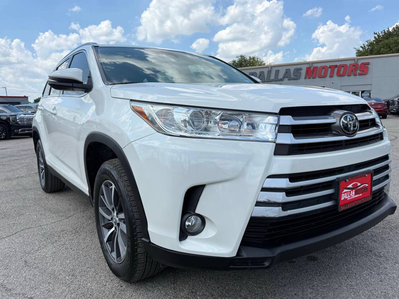 2019 Toyota Highlander XLE — SUV — 43,062 mi — Garland, TX