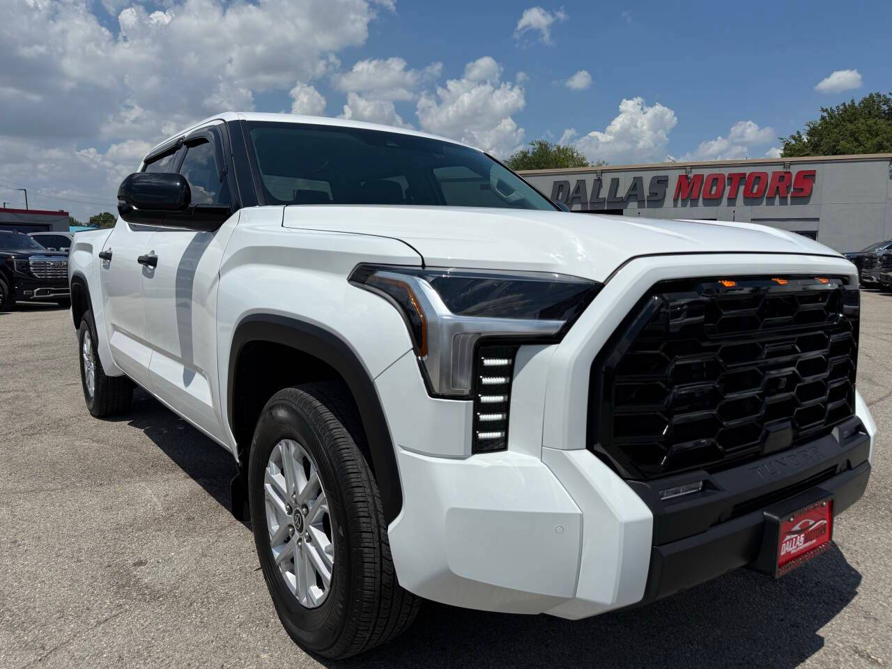 2022 Toyota Tundra SR5 — Pickup Truck — 57,093 mi — Garland, TX