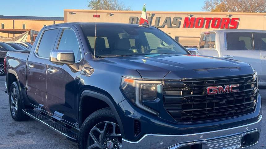 2022 GMC Sierra 1500 SLT — Pickup Truck — 33,990 mi — Garland, TX