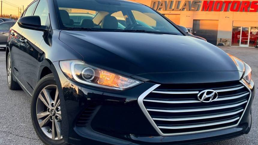 2017 Hyundai Elantra SE — Sedan — 133,299 mi — Garland, TX