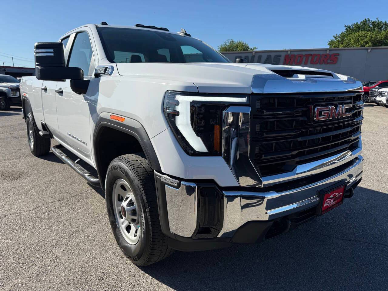 2024 GMC Sierra 3500HD Pro — Pickup Truck — 18,332 mi — Garland, TX