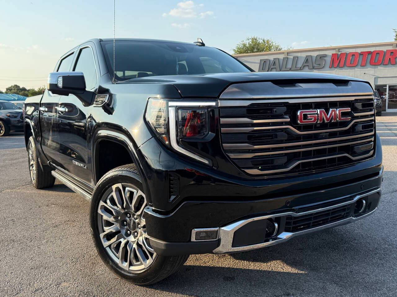 2024 GMC Sierra 1500 Denali Ultimate — Pickup Truck — 37,461 mi — Garland, TX
