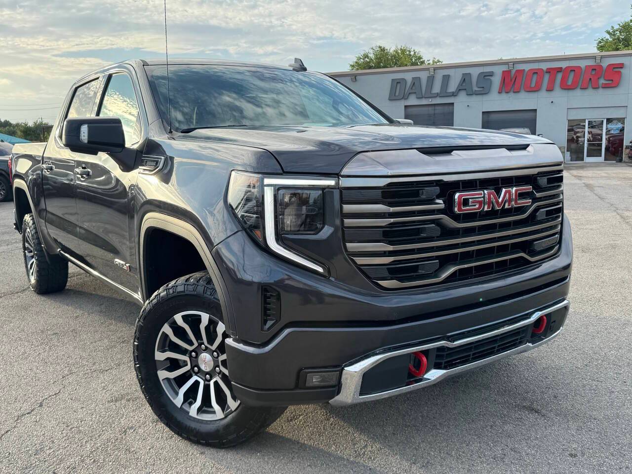 2022 GMC Sierra 1500 AT4 — Pickup Truck — 39,972 mi — Garland, TX