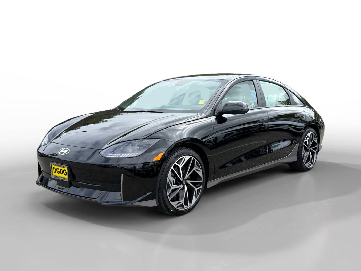 2025 Hyundai IONIQ 6 SEL — Sedan — 31 mi — Santa Clara, CA
