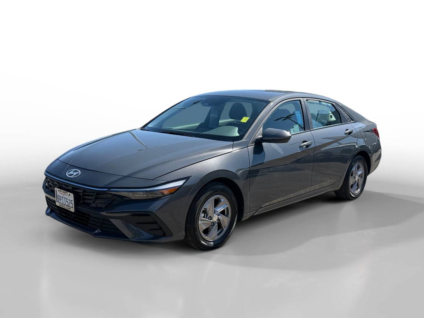 2025 Hyundai Elantra SE — Sedan — 5,724 mi — Santa Clara, CA