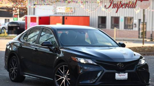 2022 Toyota Camry SE — Sedan — 54,007 mi — Manassas, VA