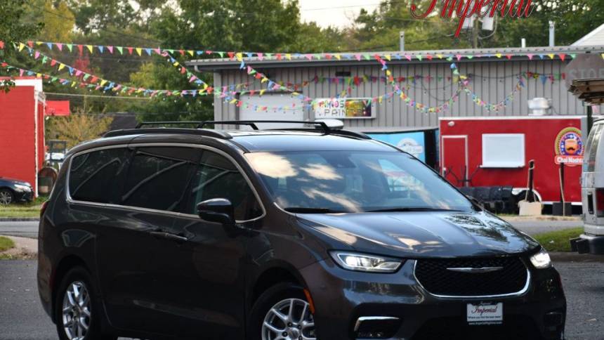 2022 Chrysler Pacifica Touring L — Minivan — 50,982 mi — Manassas, VA