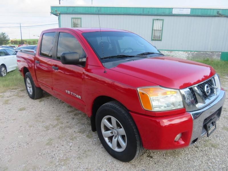 2012 Nissan Titan SV