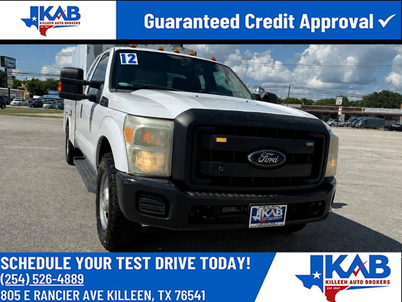2012 Ford Super Duty F-350 Chassis Cab XL