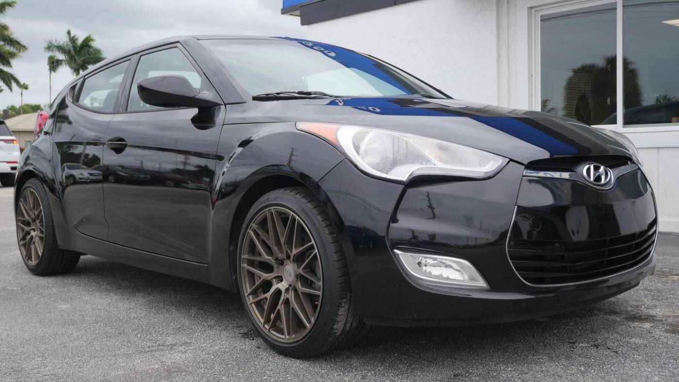 2017 Hyundai Veloster Value Edition — Hatchback — 74,978 mi — Stuart, FL