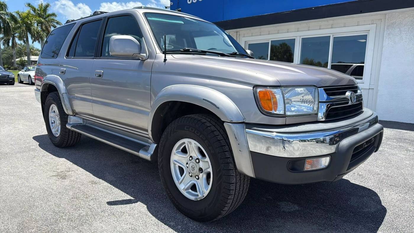 2002 Toyota 4Runner SR5 — SUV — 172,508 mi — Stuart, FL