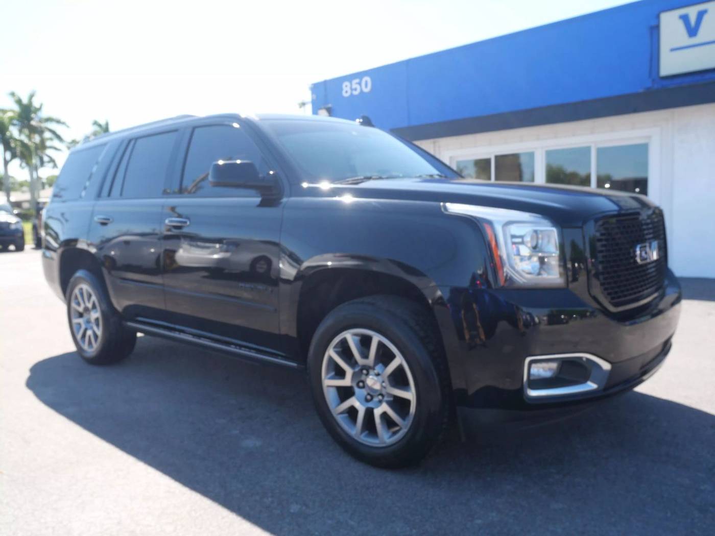 2017 GMC Yukon Denali — SUV — 162,636 mi — Stuart, FL