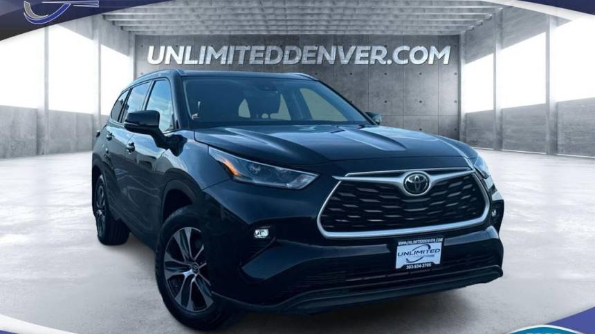 2021 Toyota Highlander XLE — SUV — 100,274 mi — Denver, CO