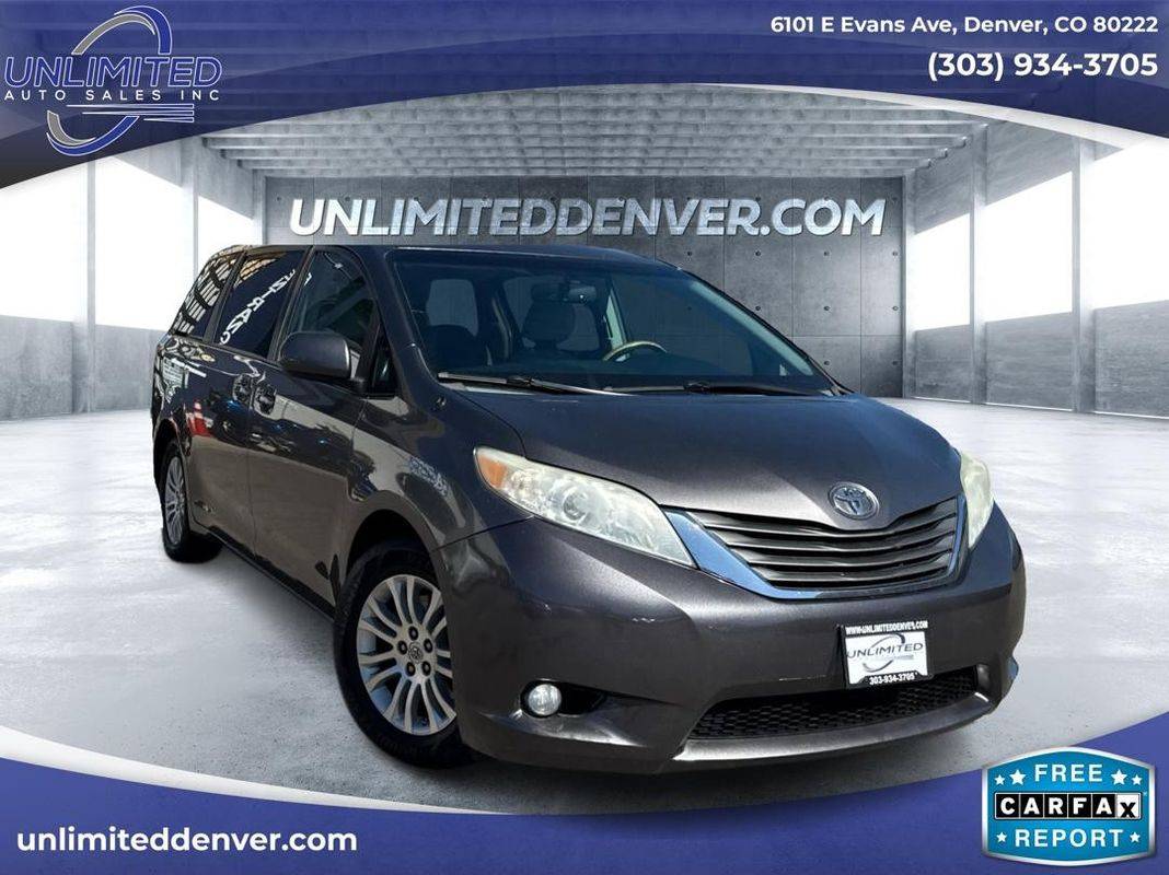 2014 Toyota Sienna XLE — Minivan — 154,377 mi — Denver, CO