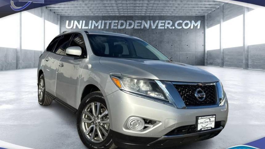 2013 Nissan Pathfinder SV — SUV — 119,110 mi — Denver, CO