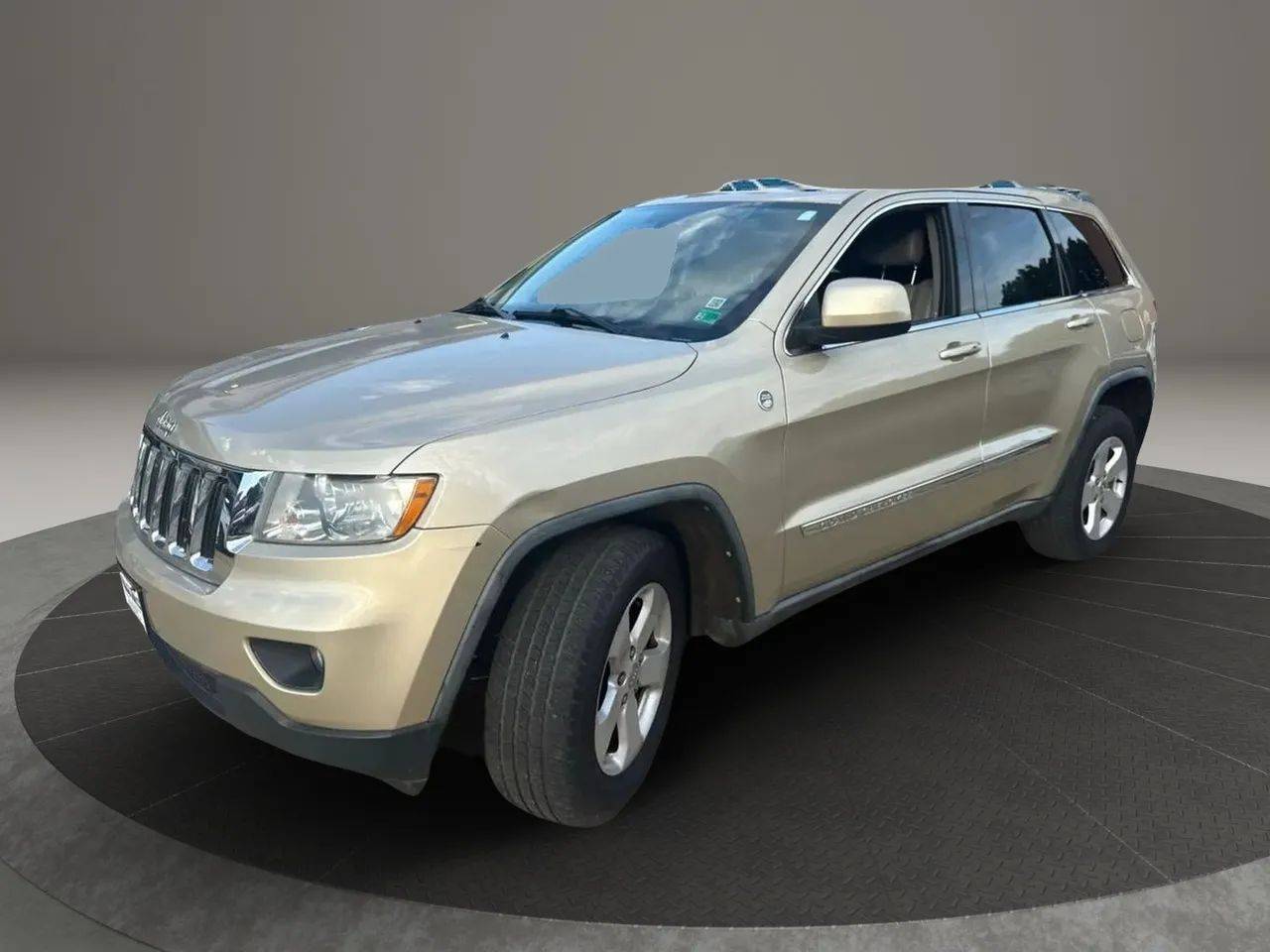 2011 Jeep Grand Cherokee Laredo — SUV — 84,750 mi — Falls Church, VA