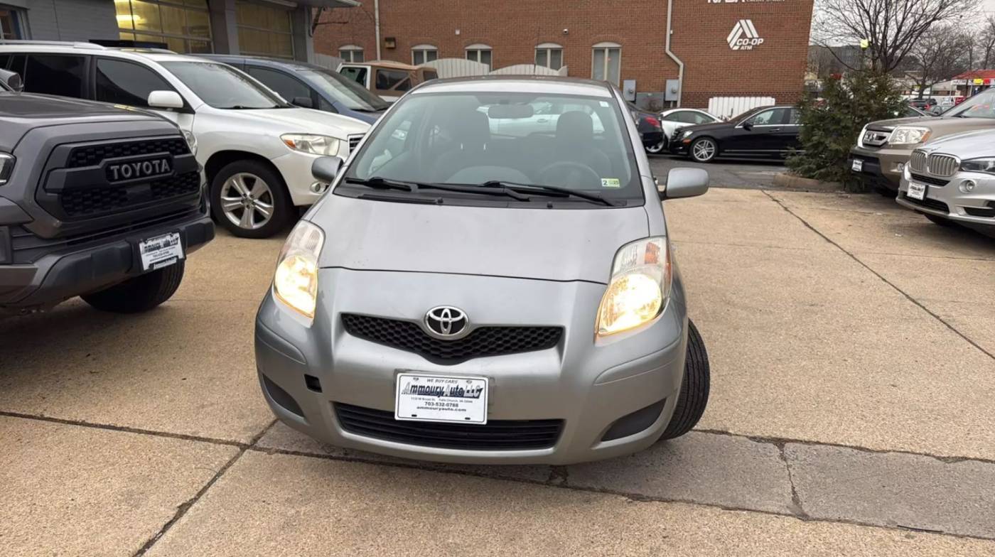 2009 Toyota Yaris Base — Hatchback — 138,405 mi — Falls Church, VA