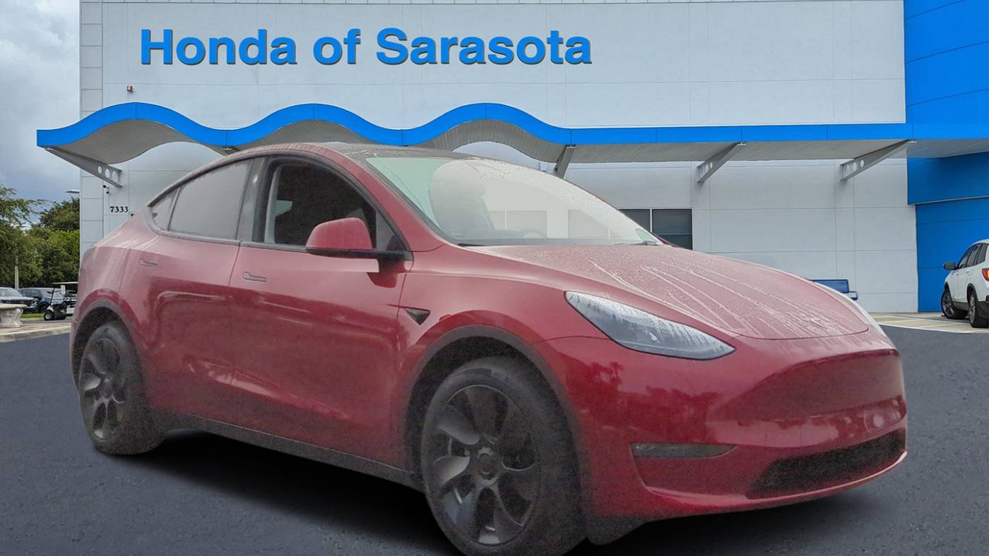 2024 Tesla Model Y Long Range — SUV — 7,376 mi — Sarasota, FL