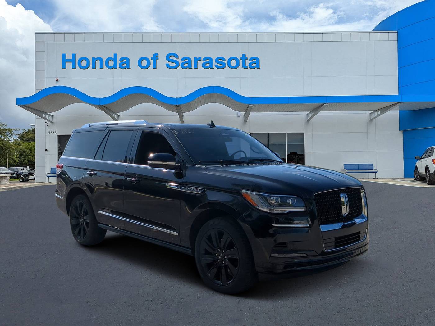 2024 Lincoln Navigator Reserve — SUV — 27,129 mi — Sarasota, FL