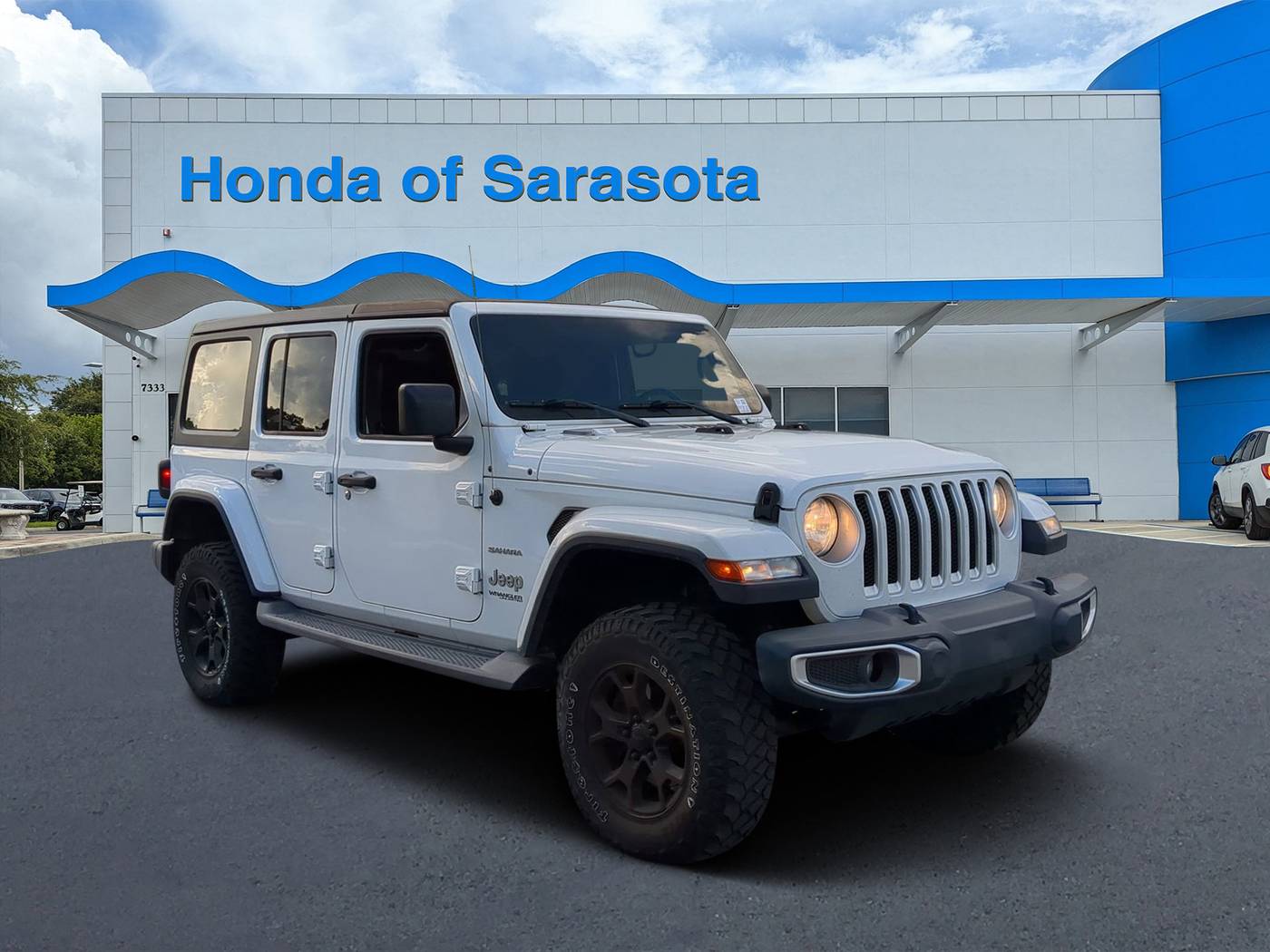 2019 Jeep Wrangler Sahara — SUV — 106,354 mi — Sarasota, FL