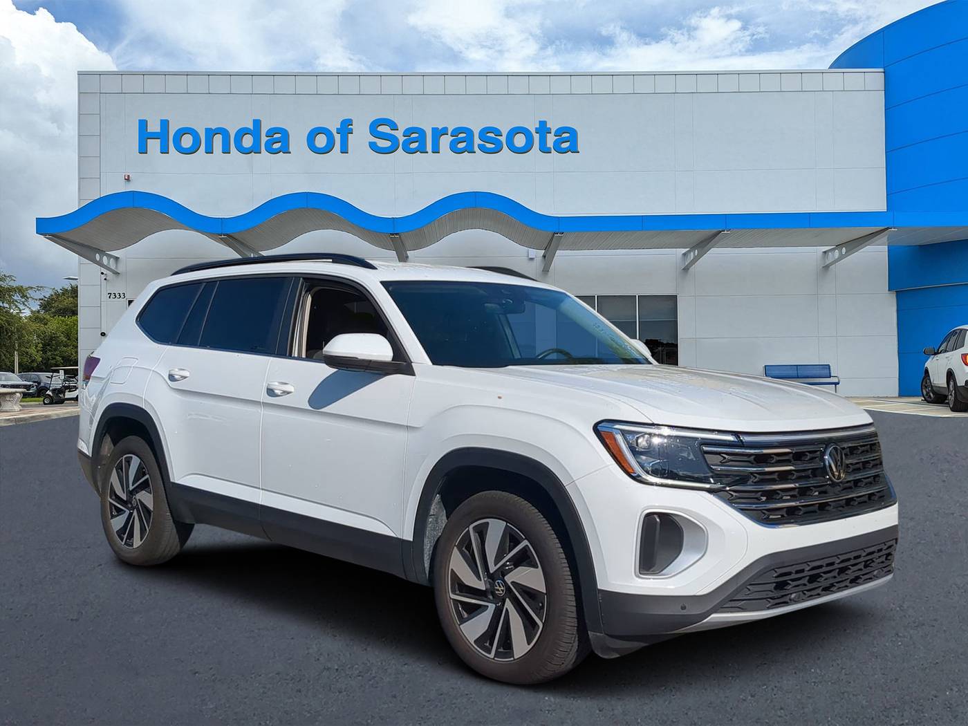 2024 Volkswagen Atlas SE with Technology — SUV — 31,685 mi — Sarasota, FL