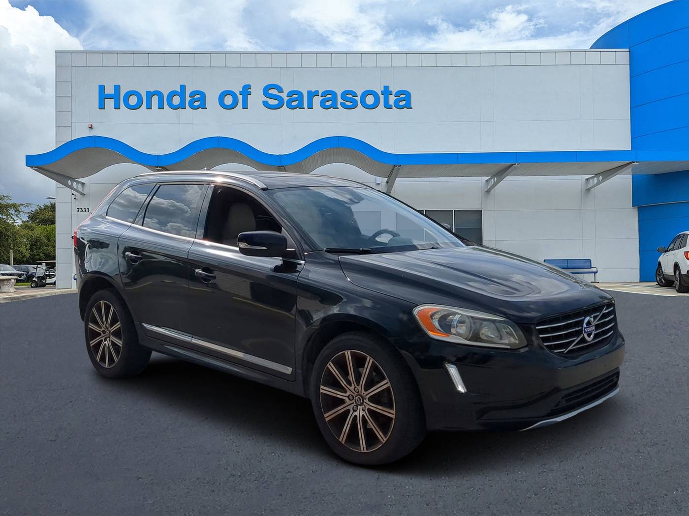 2015 Volvo XC60 T5 Premier — SUV — 95,447 mi — Sarasota, FL