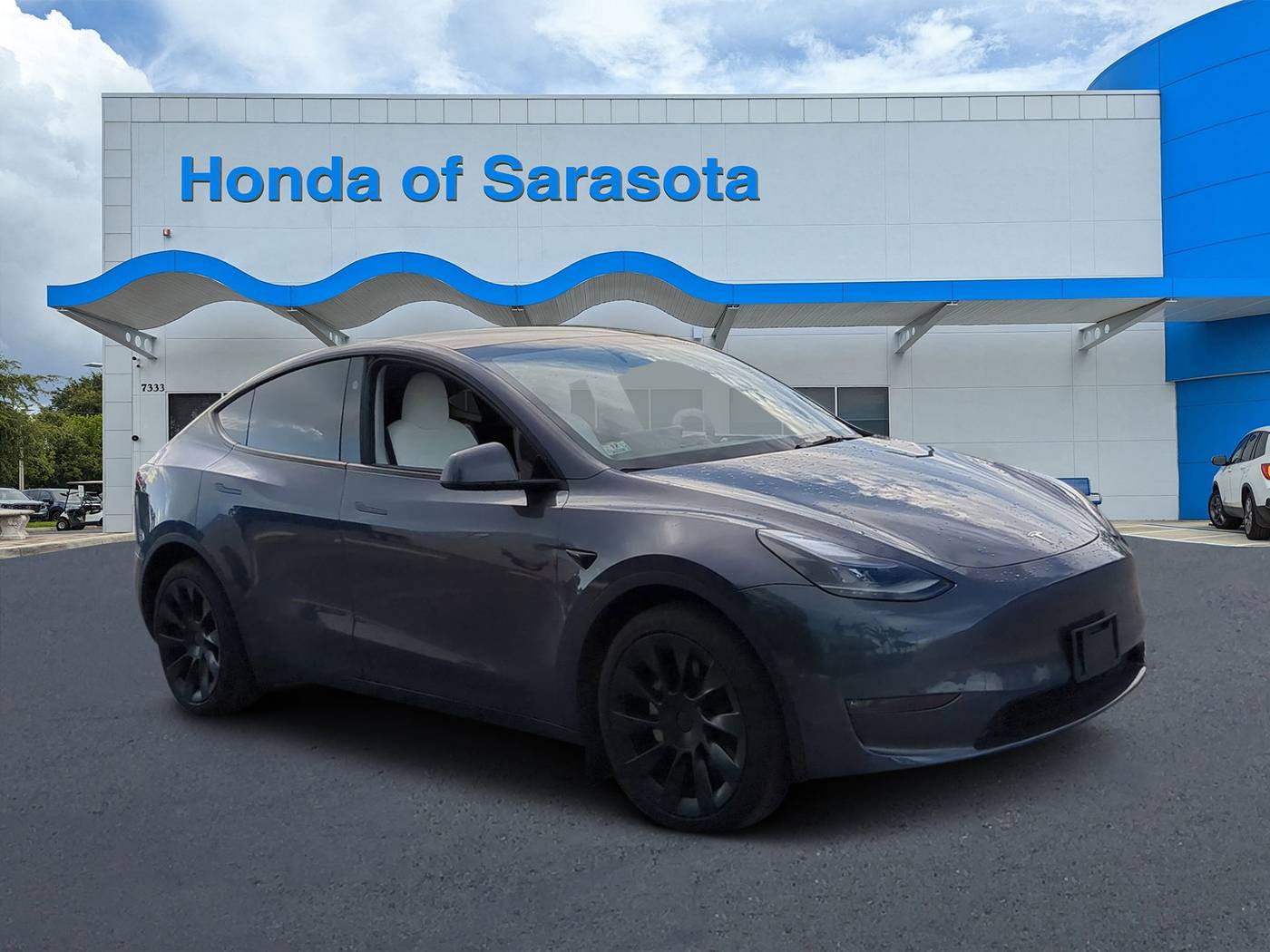 2023 Tesla Model Y Long Range — SUV — 20,595 mi — Sarasota, FL