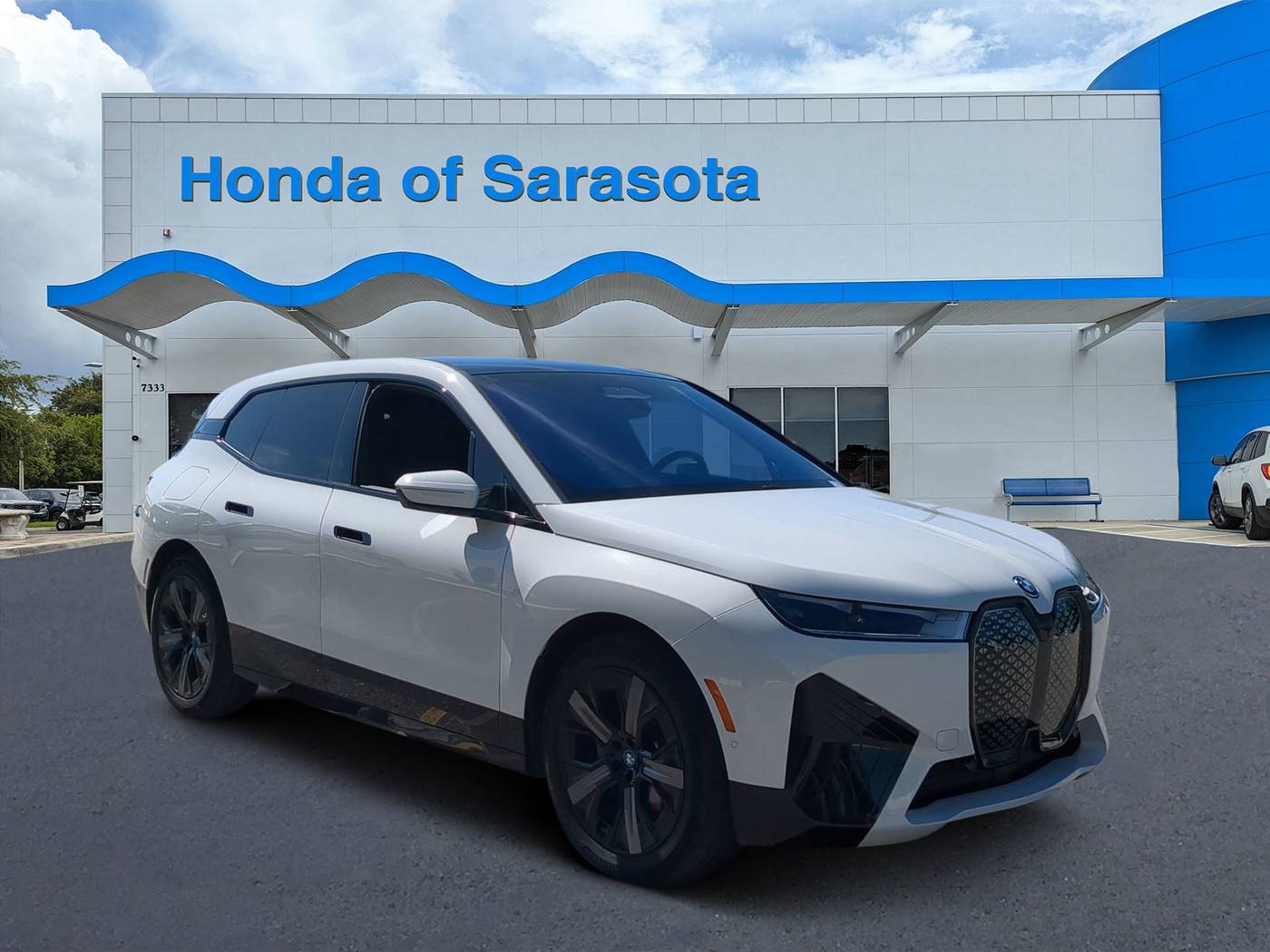 2025 BMW iX xDrive50 — SUV — 10,345 mi — Sarasota, FL