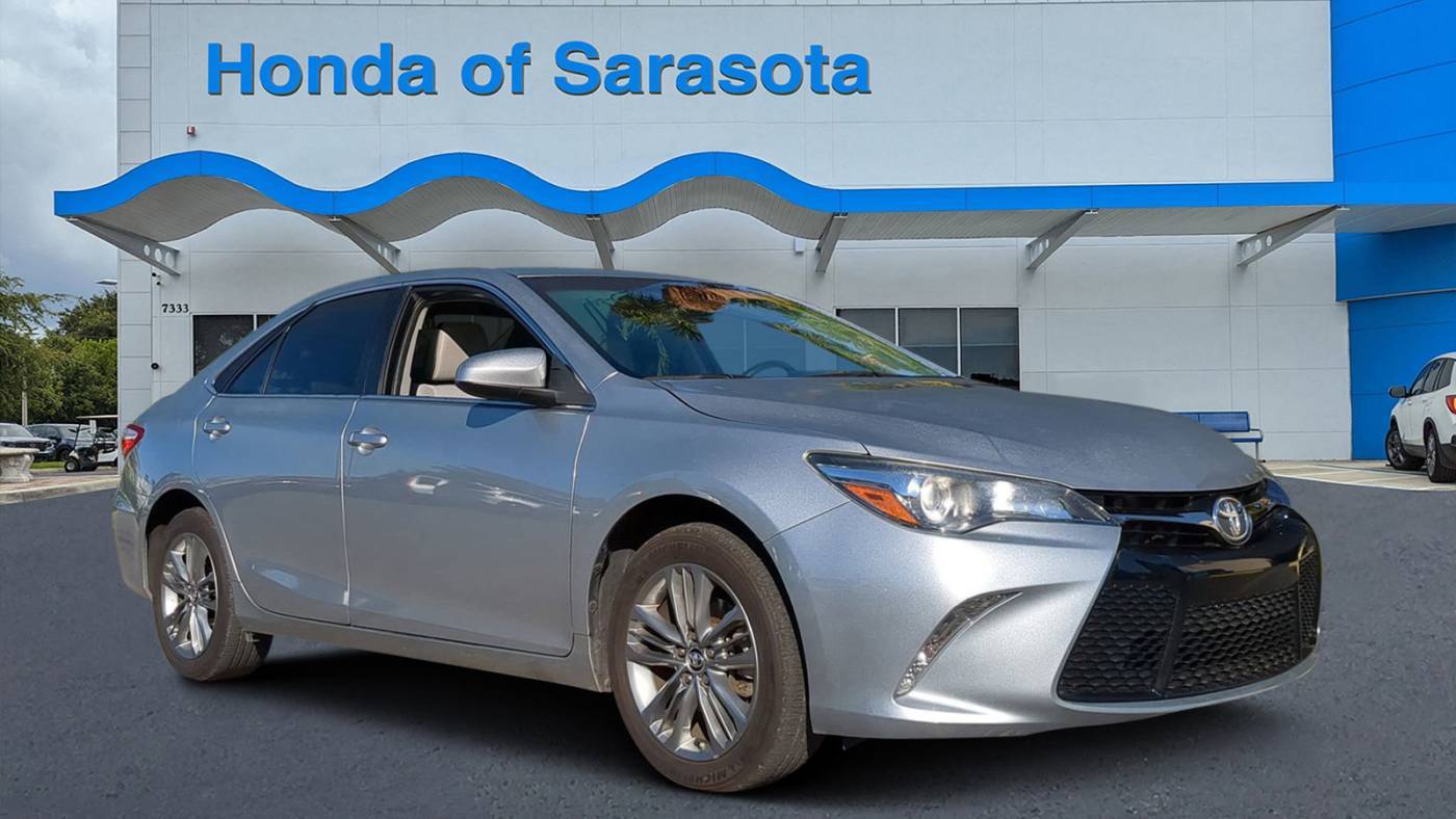 2016 Toyota Camry SE — Sedan — 51,553 mi — Sarasota, FL