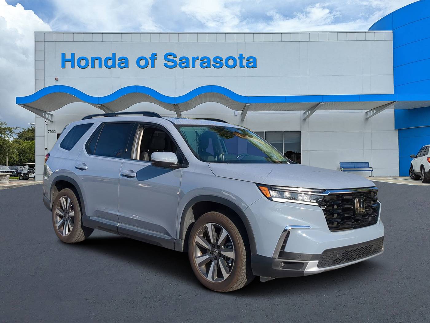 2024 Honda Pilot Touring — SUV — 17,745 mi — Sarasota, FL