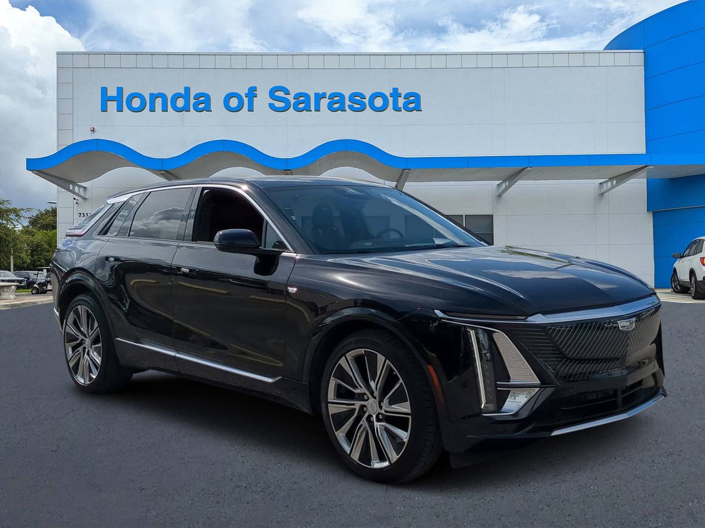 2024 Cadillac LYRIQ Luxury — SUV — 9,716 mi — Sarasota, FL