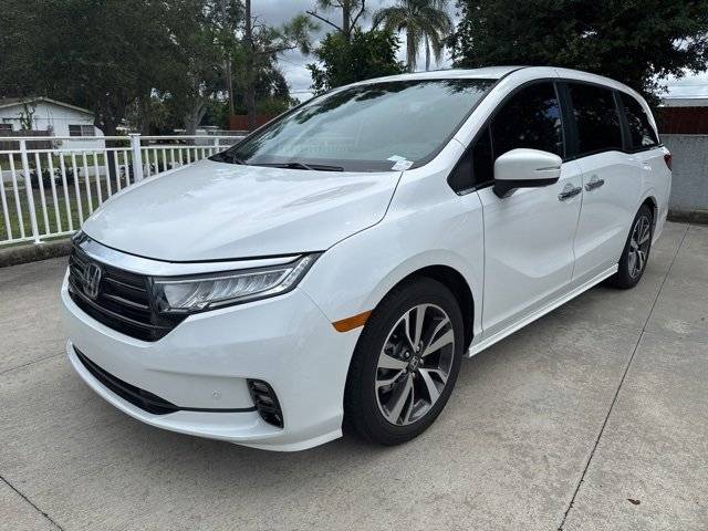 2023 Honda Odyssey Touring — Minivan — 11,640 mi — Sarasota, FL