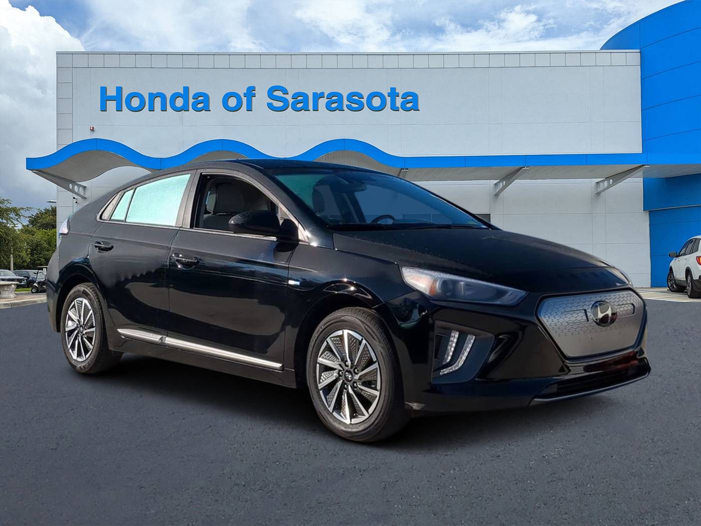2020 Hyundai Ioniq Electric SE — Hatchback — 34,405 mi — Sarasota, FL