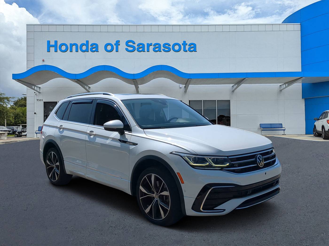 2022 Volkswagen Tiguan SEL R-Line — SUV — 64,092 mi — Sarasota, FL