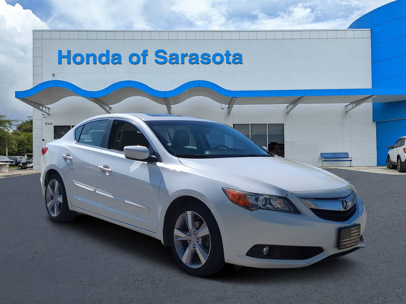 2013 Acura ILX Premium Package — Sedan — 103,748 mi — Sarasota, FL