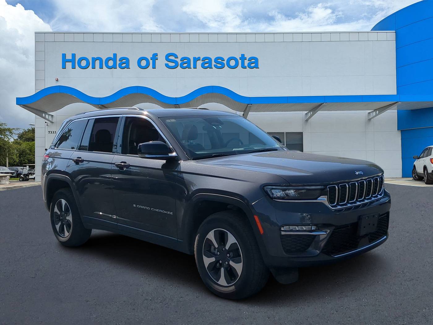2023 Jeep Grand Cherokee 4xe — SUV — 49,080 mi — Sarasota, FL