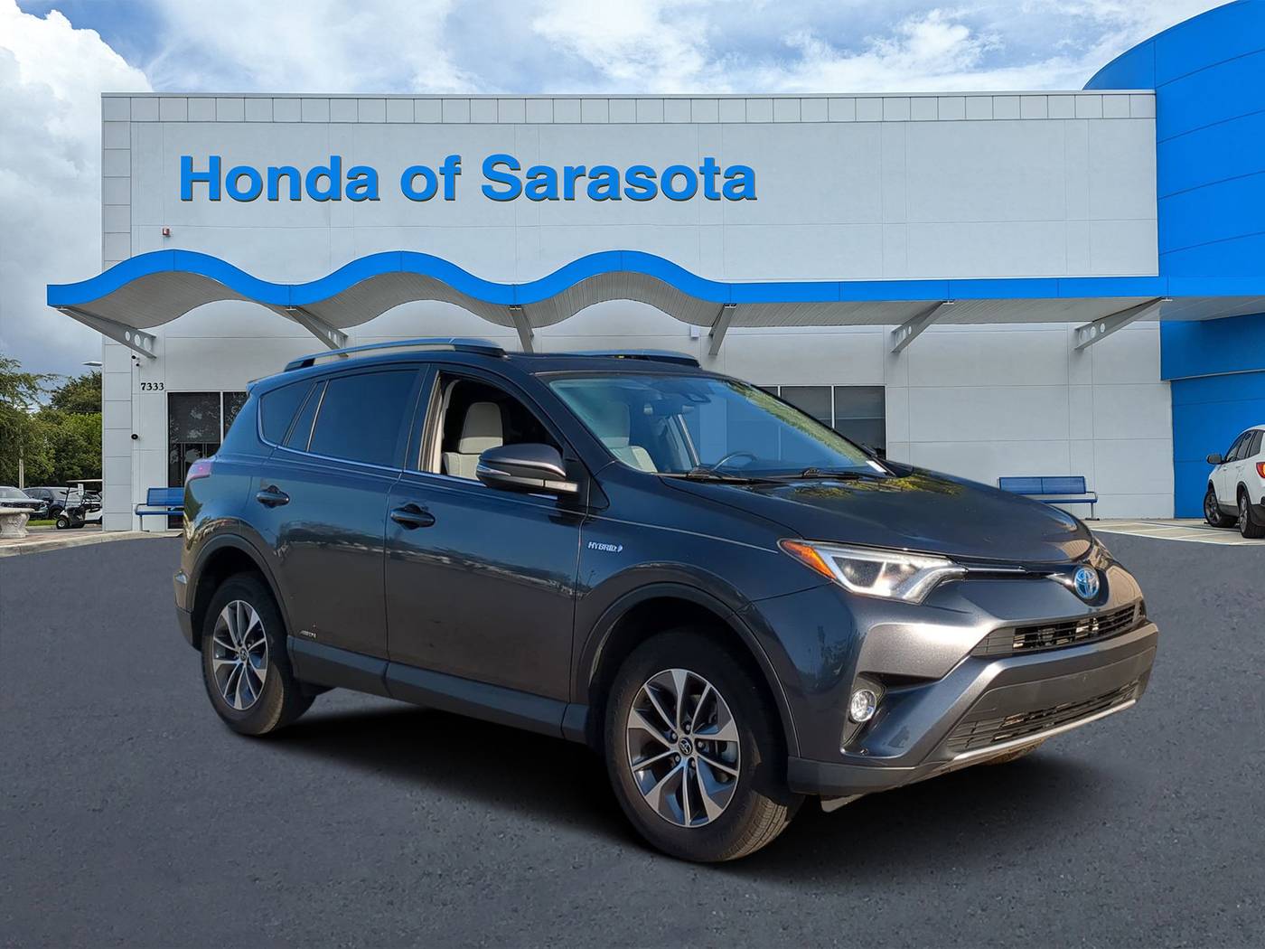 2018 Toyota RAV4 Hybrid XLE — SUV — 71,606 mi — Sarasota, FL