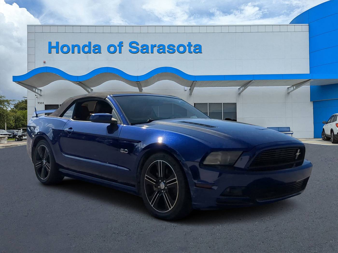 2013 Ford Mustang GT Premium — Convertible — 86,378 mi — Sarasota, FL
