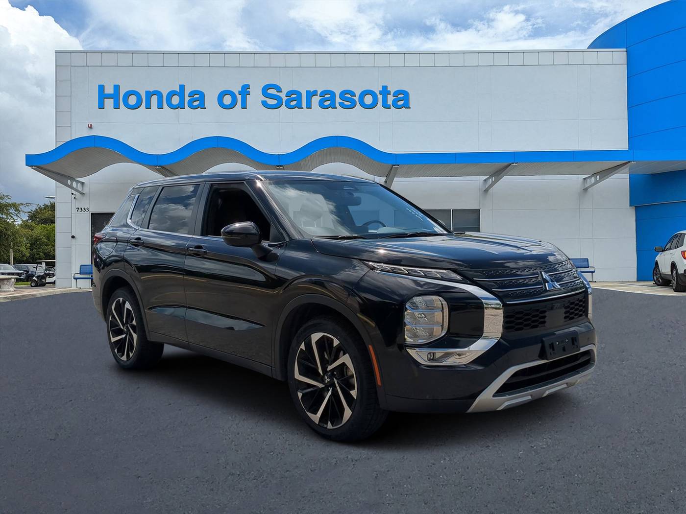 2023 Mitsubishi Outlander SE Black Edition — SUV — 50,338 mi — Sarasota, FL