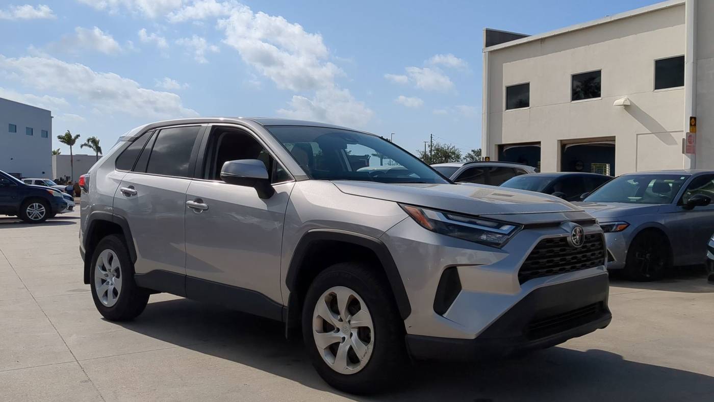 2023 Toyota RAV4 LE — SUV — 25,138 mi — Sarasota, FL