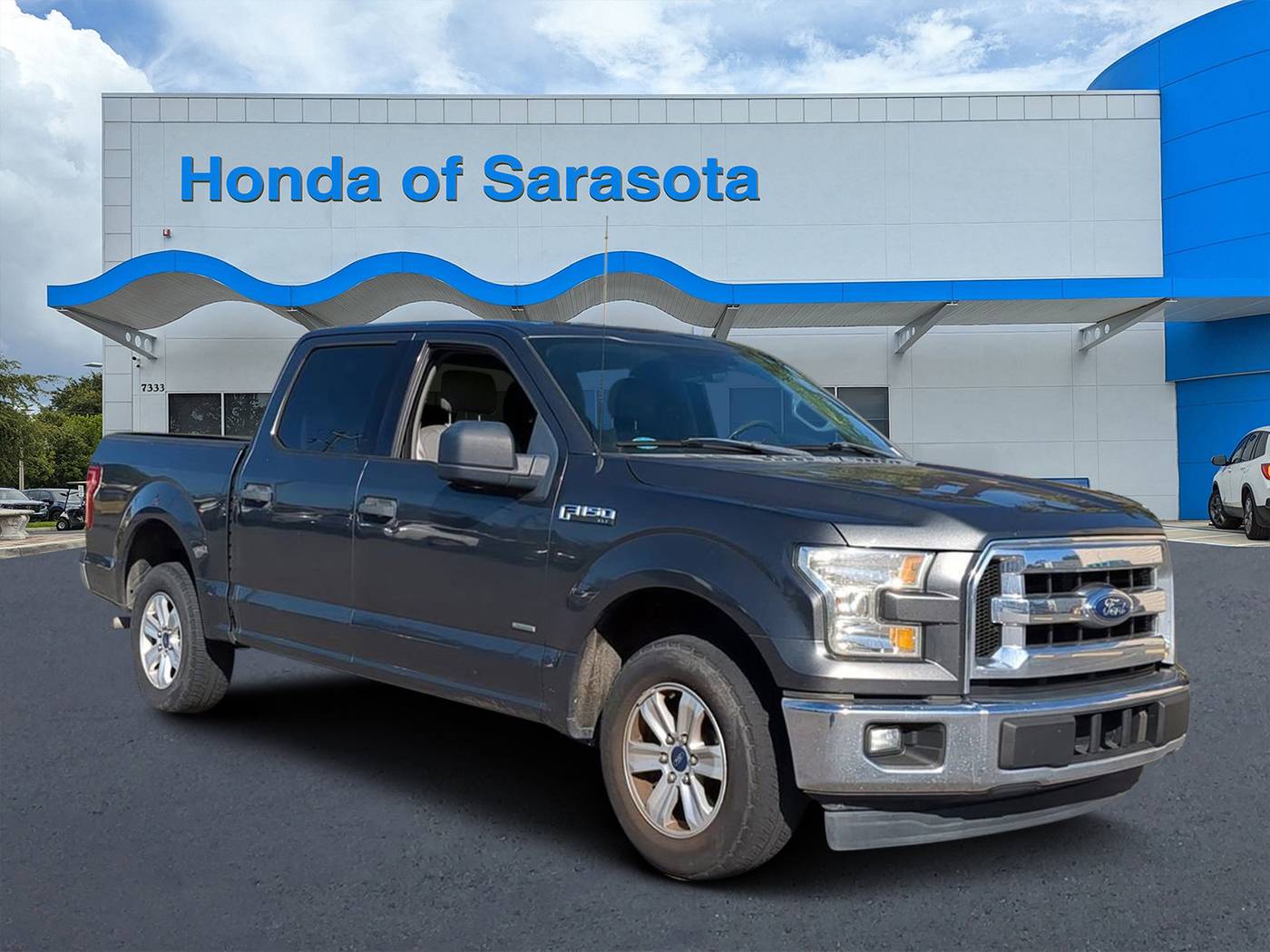 2017 Ford F-150 XLT — Pickup Truck — 74,819 mi — Sarasota, FL