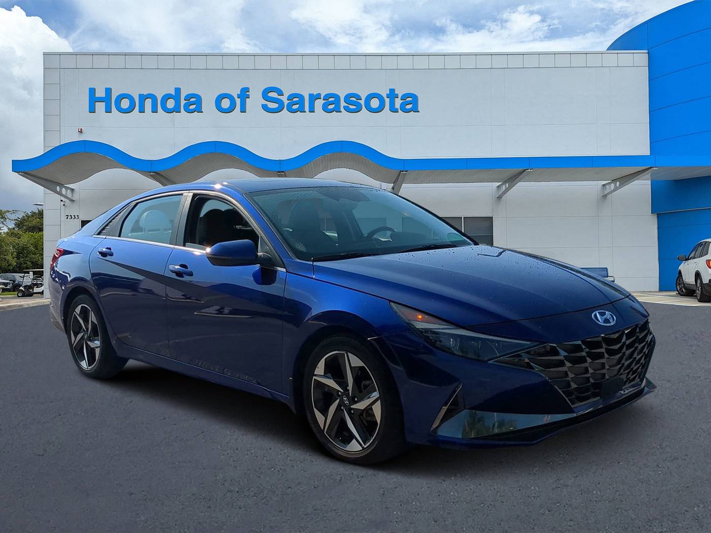 2022 Hyundai Elantra Limited — Sedan — 17,374 mi — Sarasota, FL