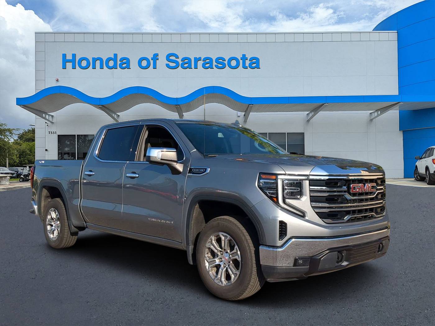 2024 GMC Sierra 1500 SLT — Pickup Truck — 28,751 mi — Sarasota, FL