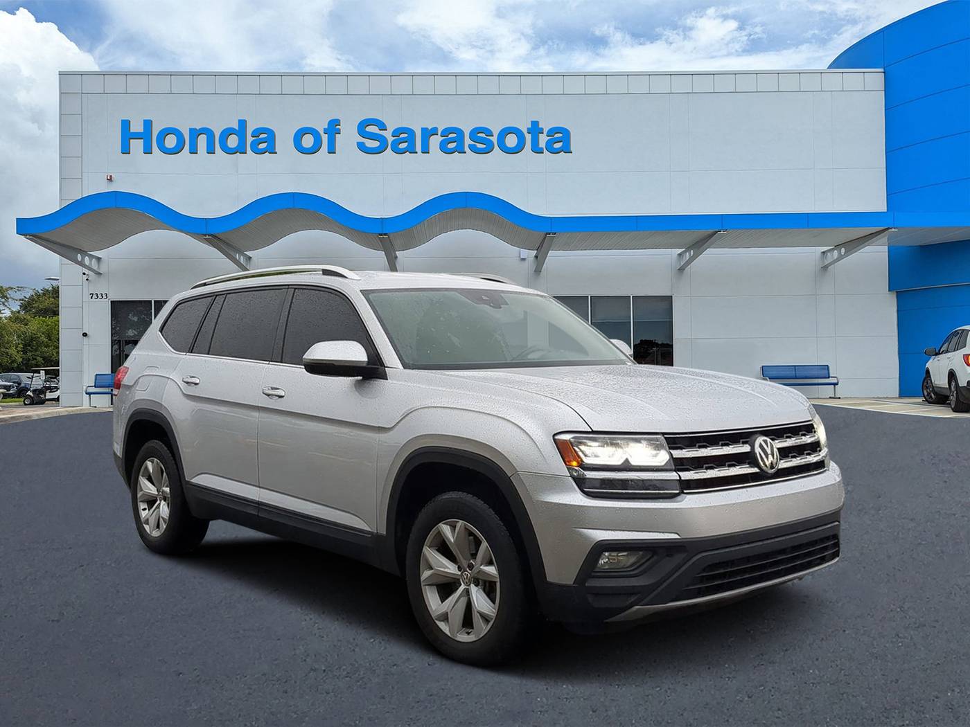2019 Volkswagen Atlas SE with Technology — SUV — 97,092 mi — Sarasota, FL