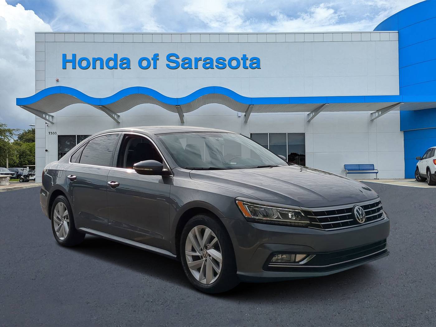 2018 Volkswagen Passat 2.0T SE — Sedan — 103,153 mi — Sarasota, FL