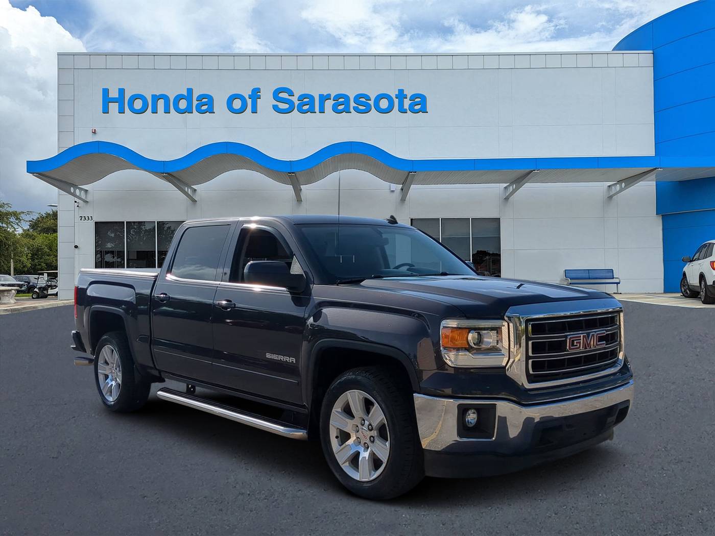 2014 GMC Sierra 1500 SLE — Pickup Truck — 101,989 mi — Sarasota, FL