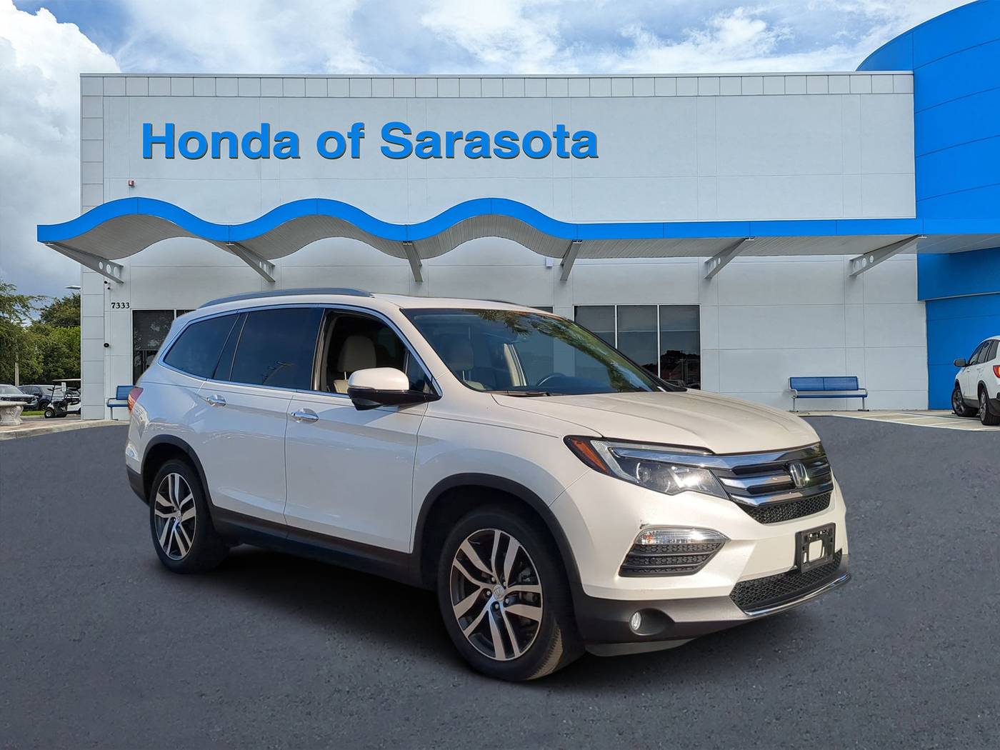 2016 Honda Pilot Touring — SUV — 68,739 mi — Sarasota, FL