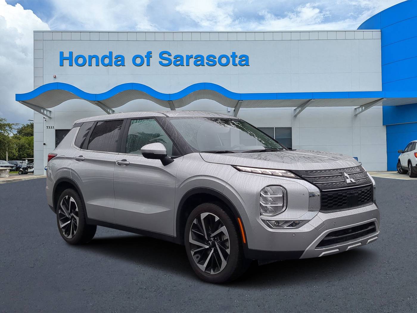 2024 Mitsubishi Outlander SE Black Edition — SUV — 15,500 mi — Sarasota, FL